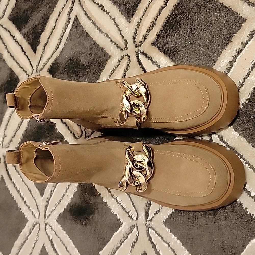 Steve Madden boots